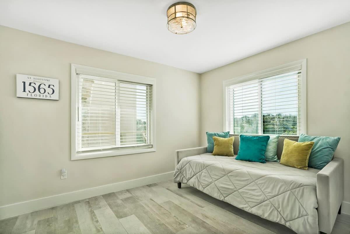 Ocean Views Retreat! Renovated Apt With Beach Bikes! سانت أوغيستين المظهر الخارجي الصورة